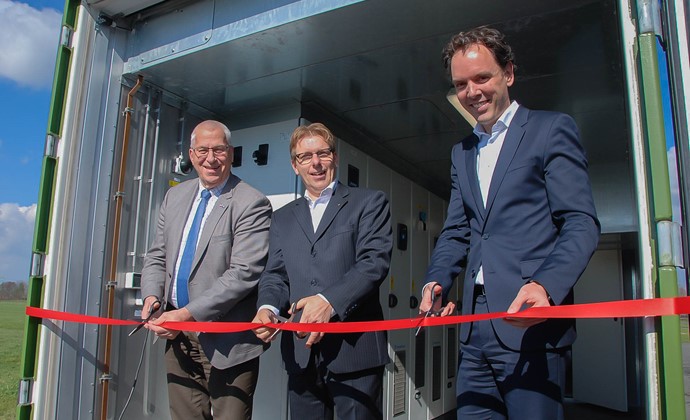 Opening giessenwind batterij Scholt Energy